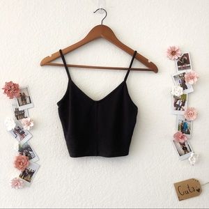 Black V- Neck Cropped Tank Top